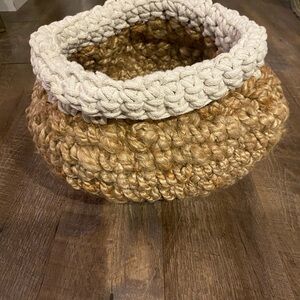 Rustic Woven Basket - Tan and Cream
